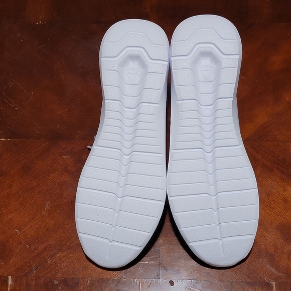 Reebok Memory Tech, 14, Silver, dark grey, and orange. - Picture 5 of 5